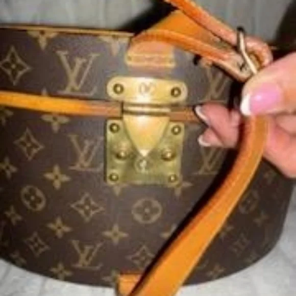 🖤Authentic Louis Vuitton Boite a chapeaux 40 Hat Box Made Is France AS0025 - Picture 16 of 16